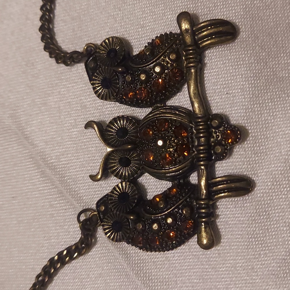 Three Wise Owls' Long Diamante Pendant Necklace In Burn Gold Metal - Picture 2 of 4